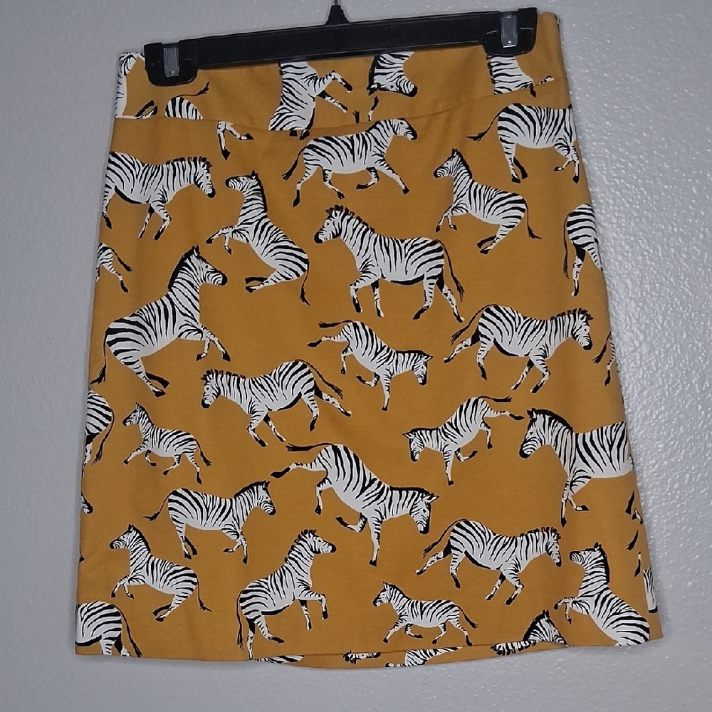 Ann Taylor Factory Novelty Zebra Print Safari Mustard Yellow Lined Skirt Size 2